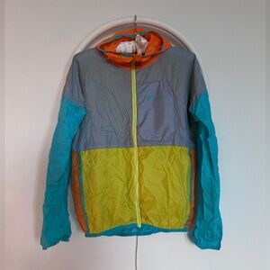 Cotopaxi Teca Windbreaker